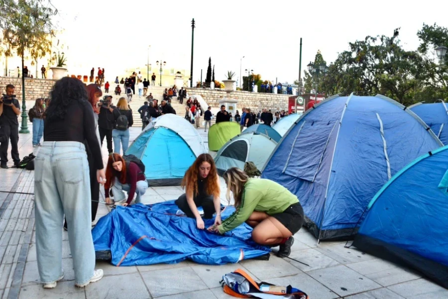 foitites-syntagma55-1.webp