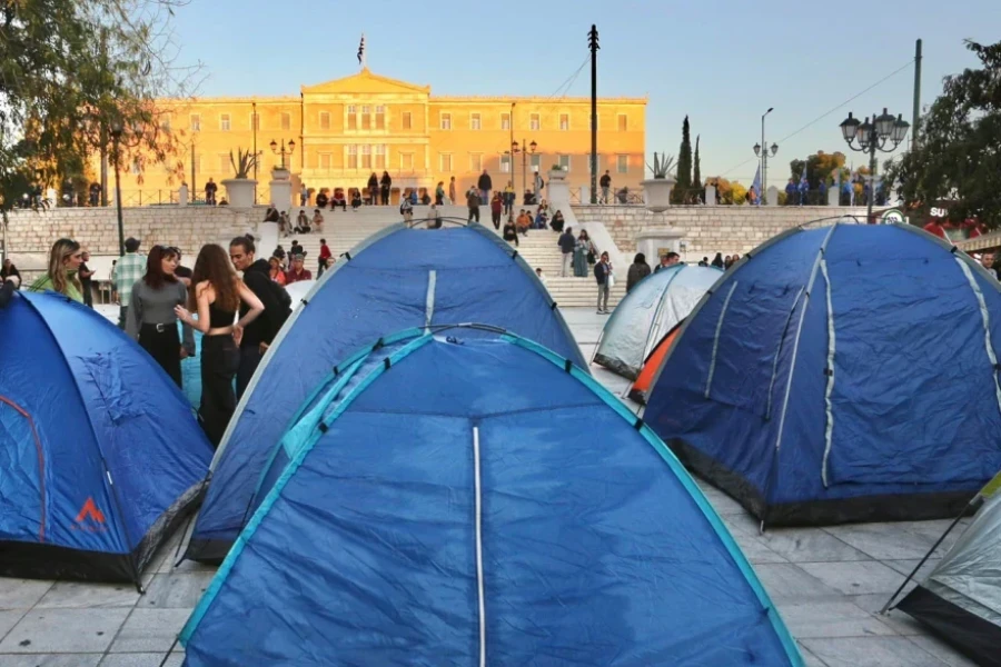 foitites-syntagma55-3.webp