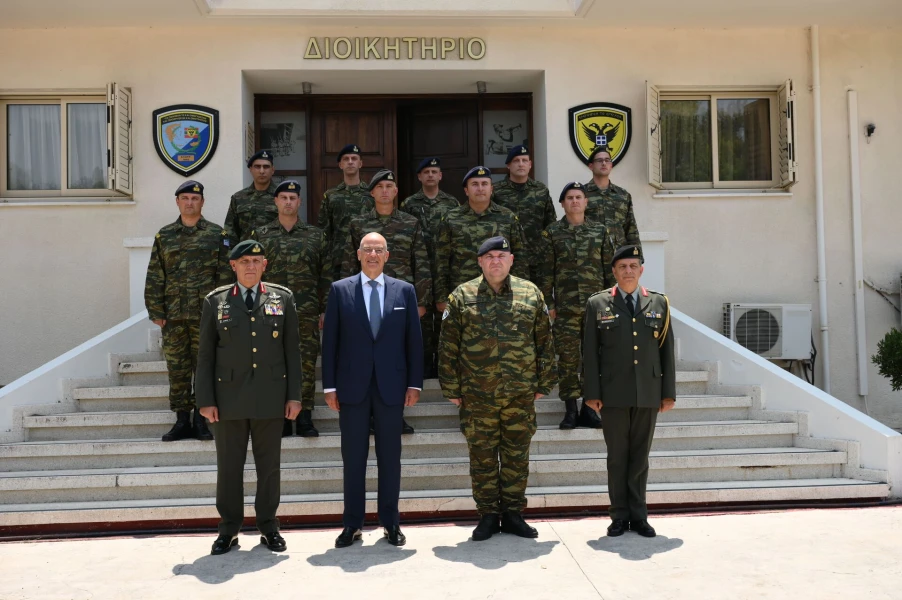 nikos-dendias-eldyk.JPG