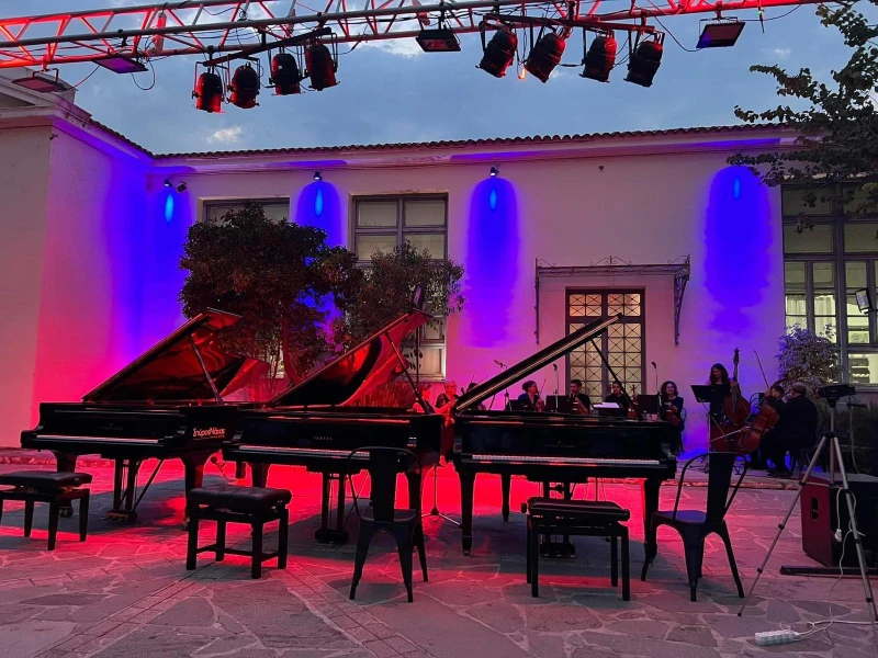 poros-piano.jpg