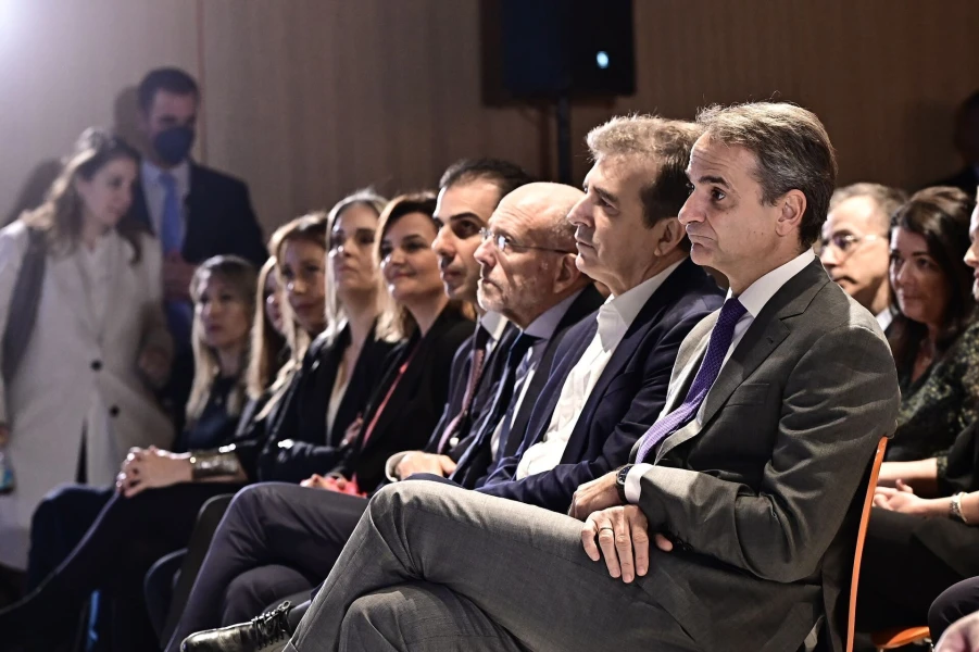 mitsotakis-okana-1.jpg
