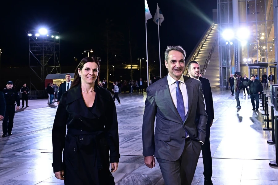 mitsotakis-okana-2.jpg