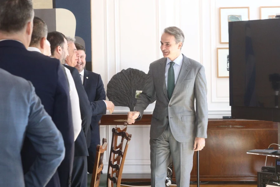 mitsotakis-perifereiarkhesjpg2.jpg