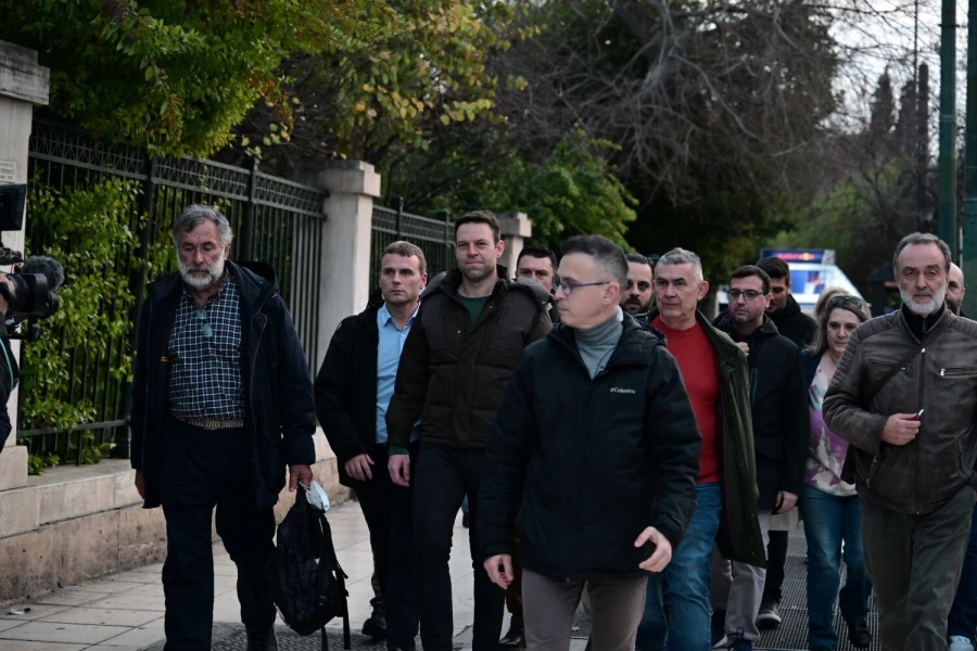 syriza-wRTAX.jpg