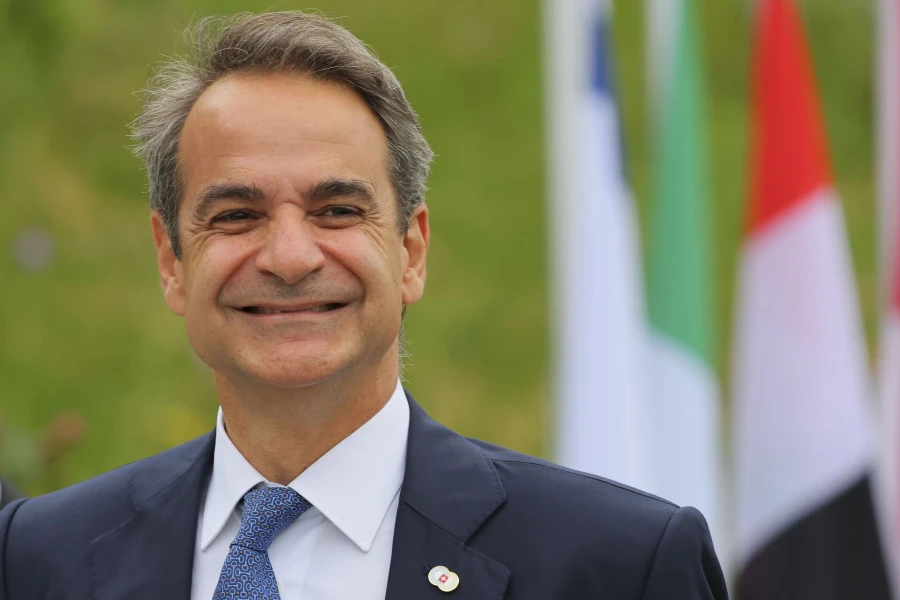 mitsotakis-C6xR8.jpg