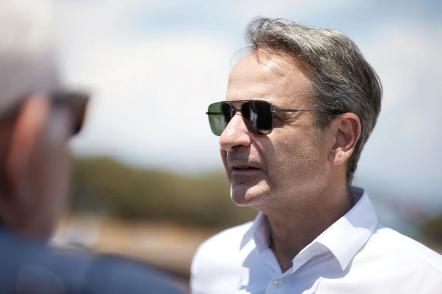 mitsotakis-ergotaxio3.jpg