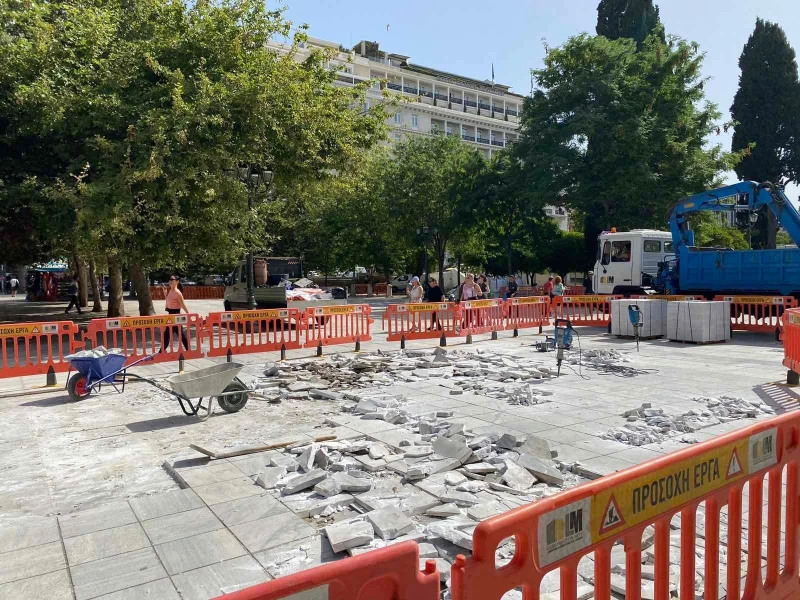 plateia-syntagmatos3.jpg