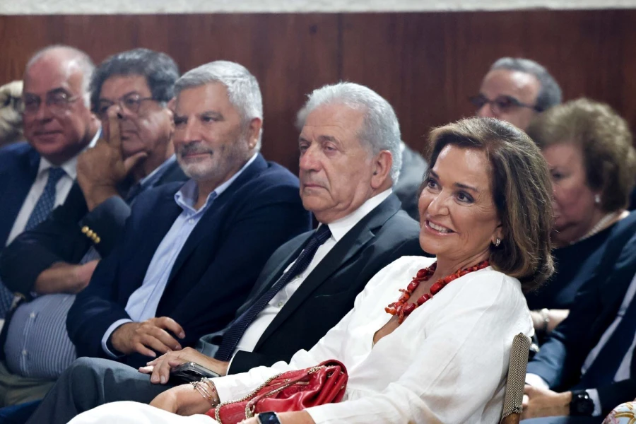 mpakogianni.jpg