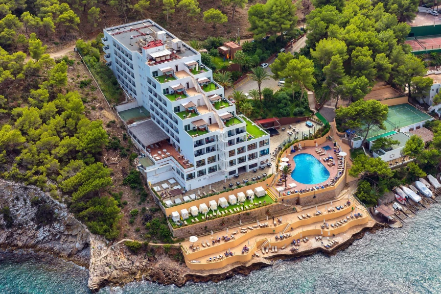 palladium-hotel-cala-llonga-trademark-collection.jpeg