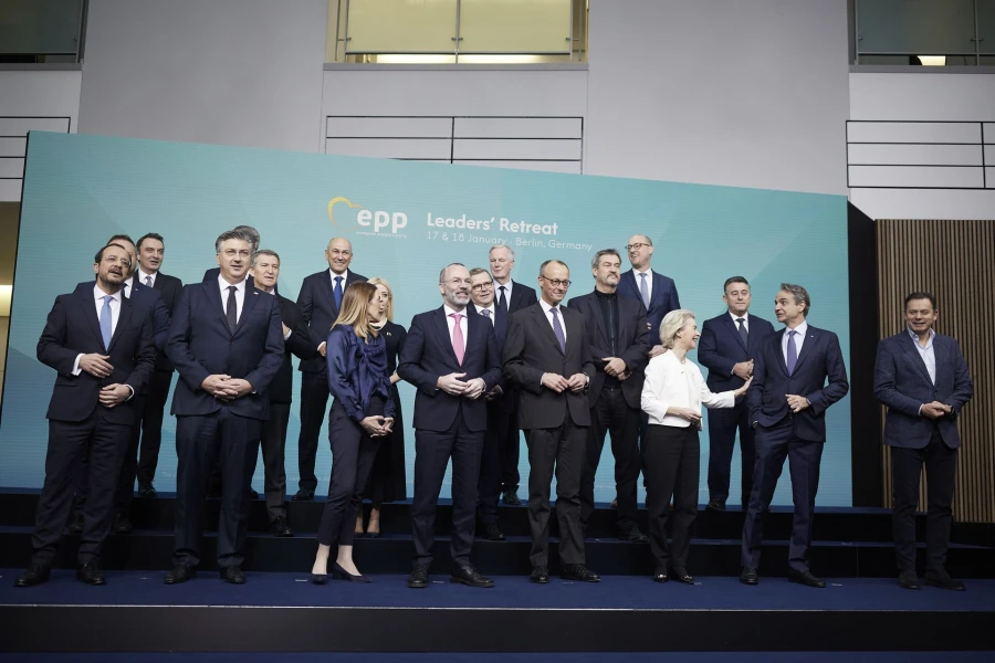 25-01-18-0024-dpc7530-1.jpg