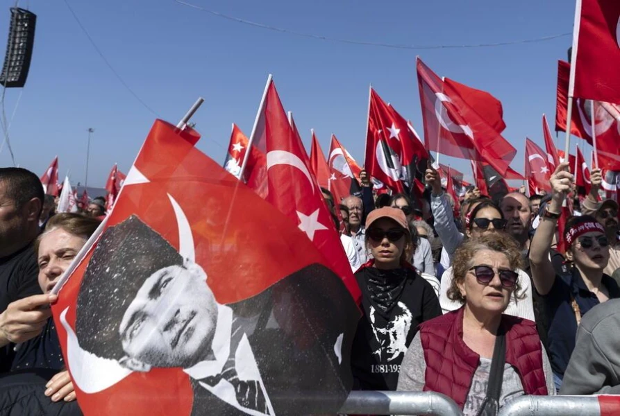 istanbul-protests-kemal.jpg