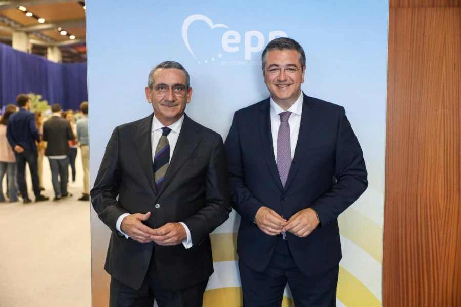 2-CPuUp.jpg