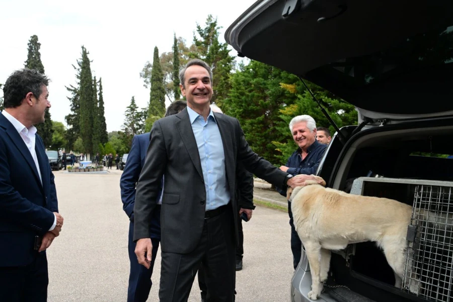 mitsotakis-lara-skylos4.jpg