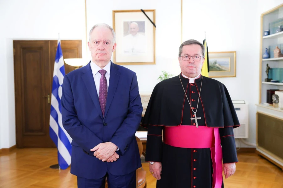 tasoulas-papas-fragkiskos2.jpg