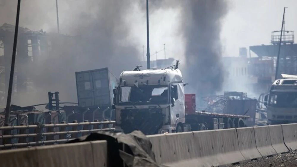 w27-90810iranexplosion.jpg