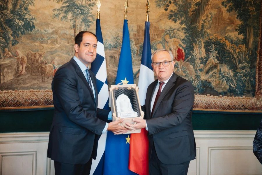kefalogiannis-parisi.jpeg