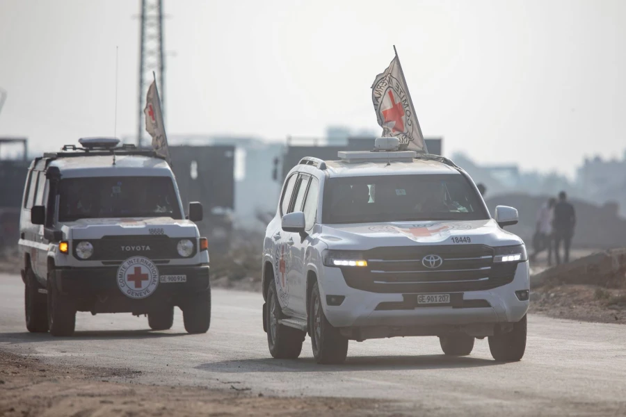 gaza-erythros-stauros-1.jpg