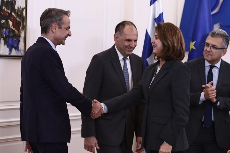 4942424.jpg