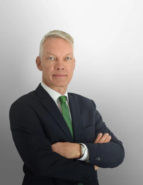 roland-schacht-photo.jpeg