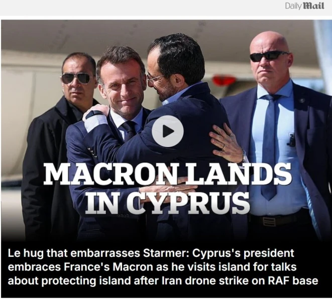 macron-xristo-dailymail.jpg