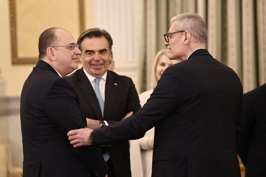 2-wEtOC.jpg