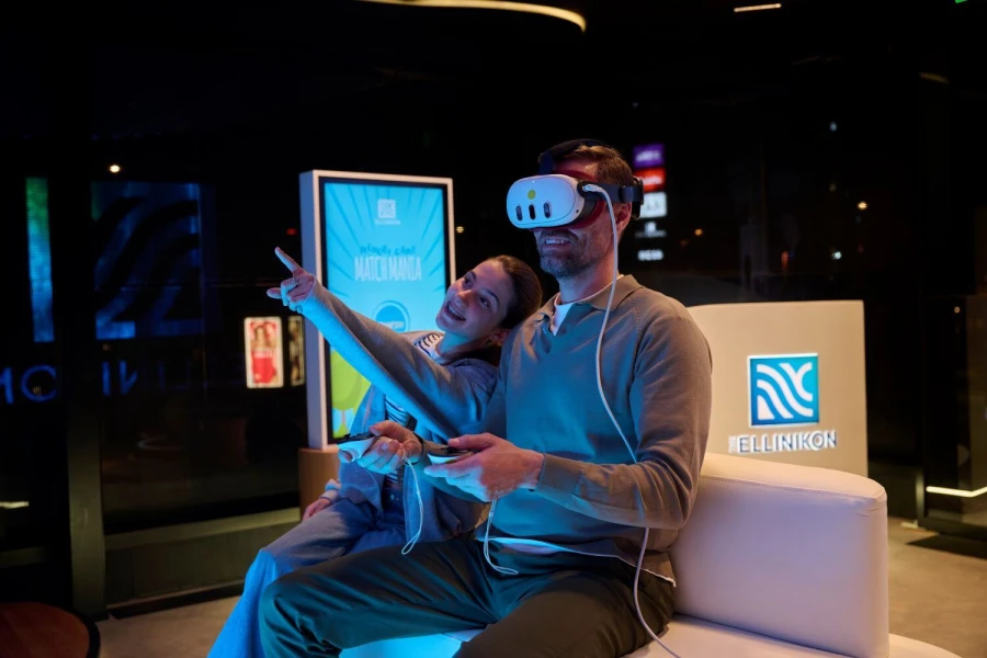 vr-booth-photo3.jpg