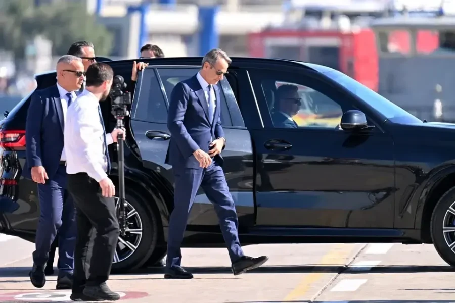 macron-mitsotakis-9jpg.webp