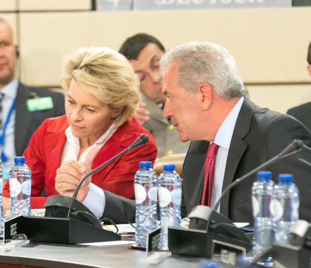 Ποια σχέση έχουν Αβραμόπουλος- Στουρνάρας με τις ισχυρές κυρίες της ΕΕ;