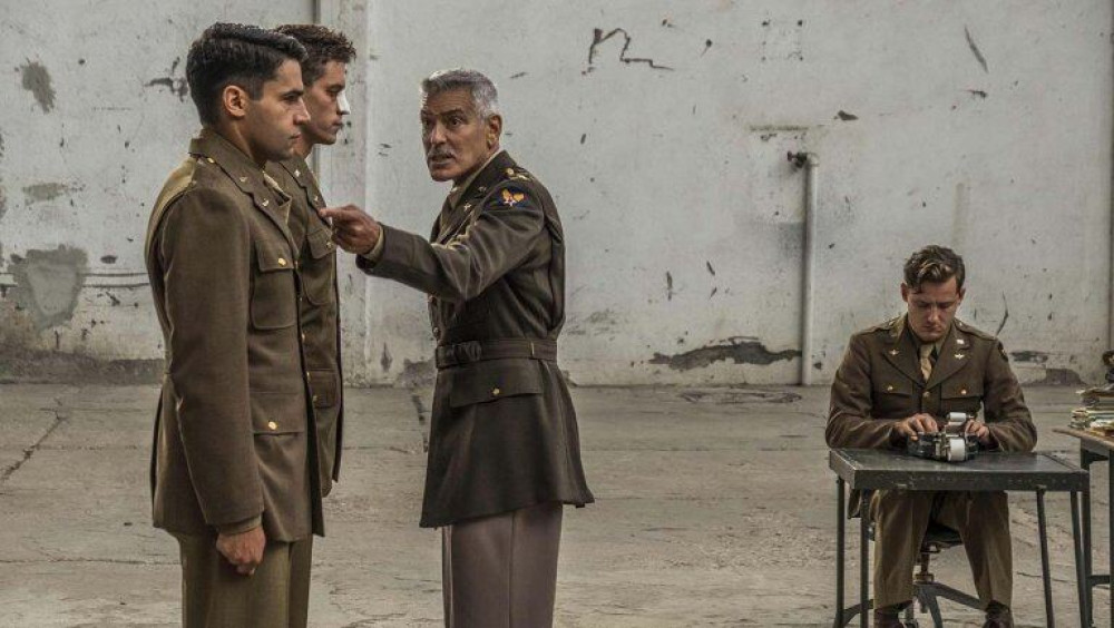 Catch 22: H πολυσυζητημένη σειρά του Τζορτζ Κλούνεϊ στην Cosmote ΤV