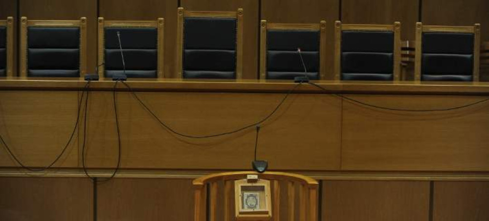 Δέκα χρόνια φυλακή σε πρώην ταμία της ΕΑΣ Λάρισας