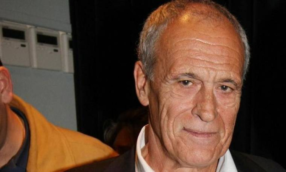 O Γιάννης Δημαράς παρουσιάζει το ευρωψηφοδέλτιο του “Άρματος Συνεργασίας”