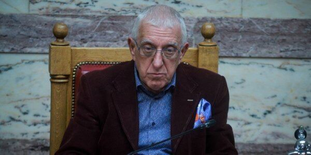 Κακλαμάνης: Δεν καταργούμε το άσυλο, το αποκαθιστούμε