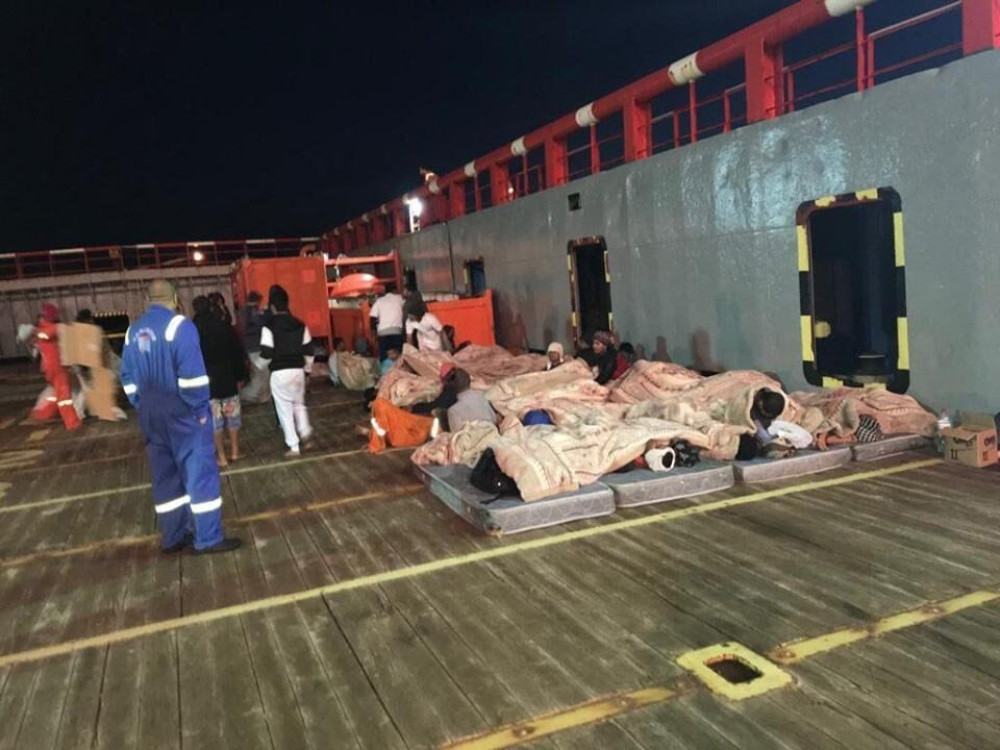 Τυνησία: Δεκάδες μετανάστες αποκλεισμένοι ανοικτά της Ζαρζίς