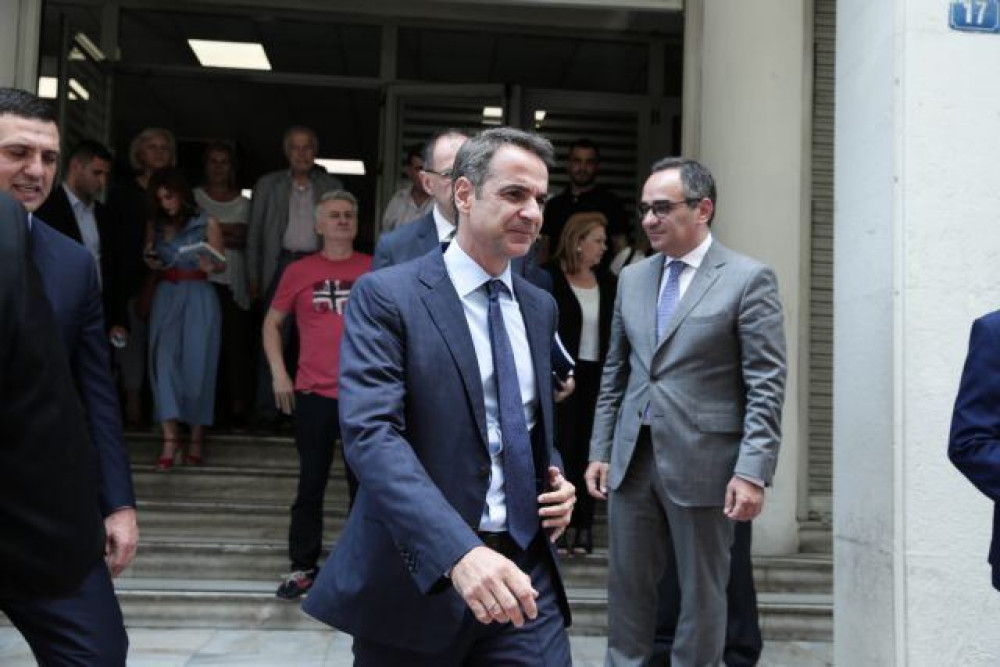 Στο υπουργείο Άμυνας ο πρωθυπουργός