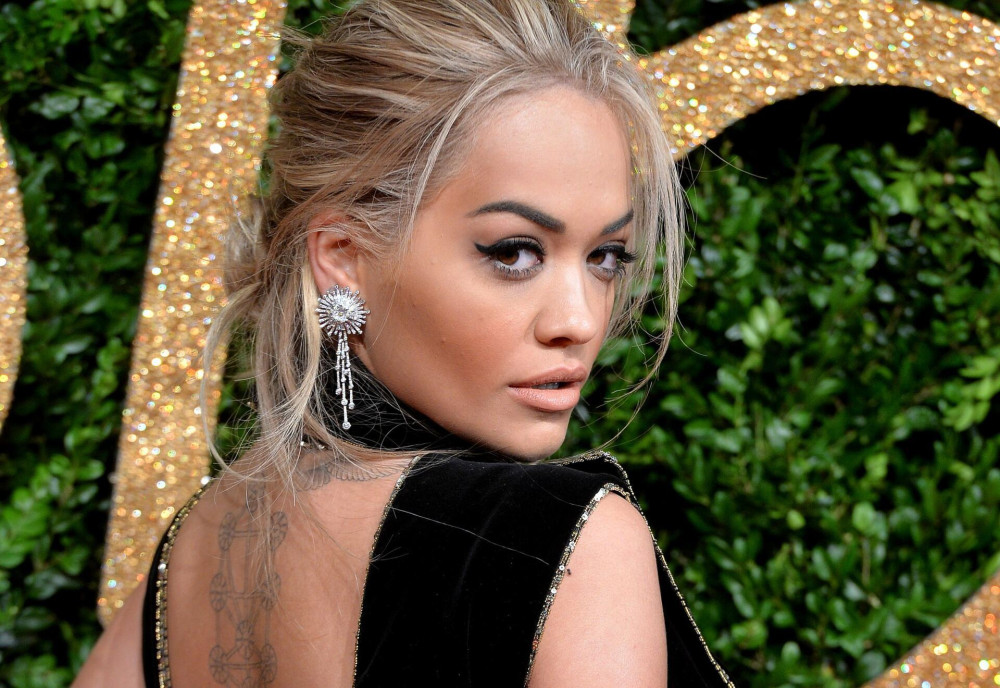 Η Rita Ora αλλάζει επάγγελμα;