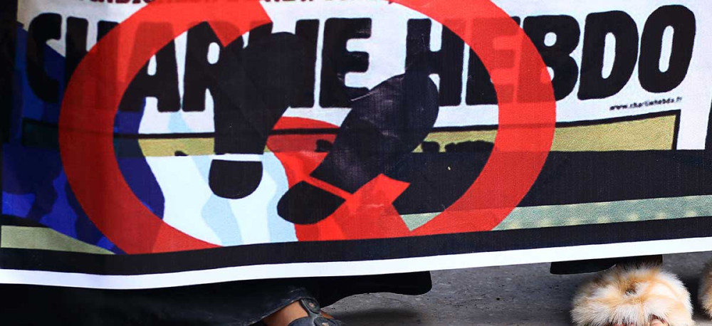 Tο Charlie Hebdo απειλείται και πάλι από την Αλ-Κάιντα – Κινητοποίηση των γαλλικών μέσων ενημέρωσης