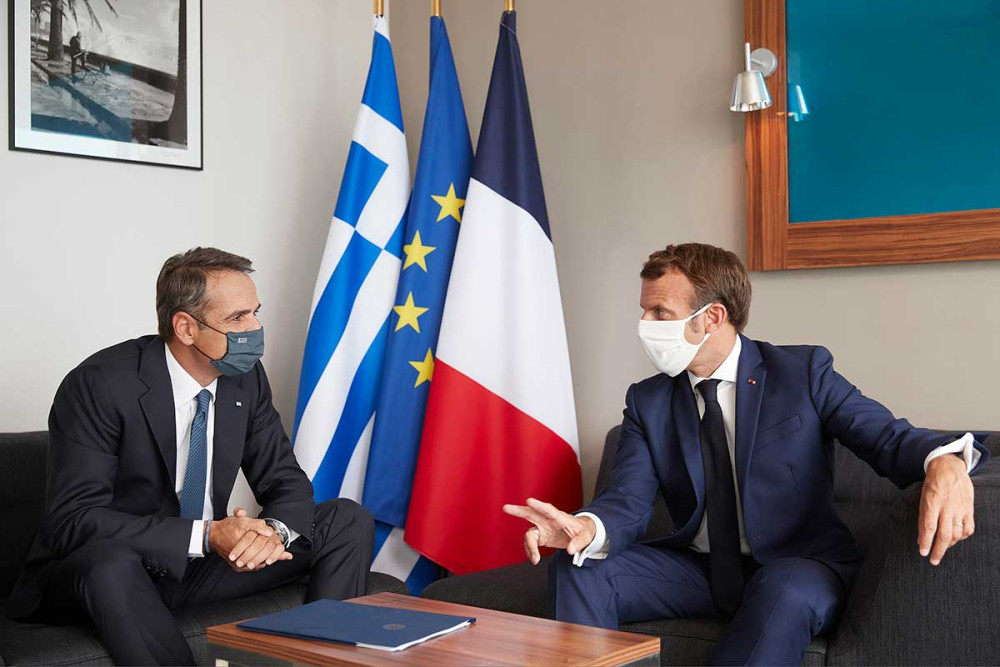 Τα μυστικά της Κορσικής: Τι συμφώνησαν Μητσοτάκης – Μακρόν