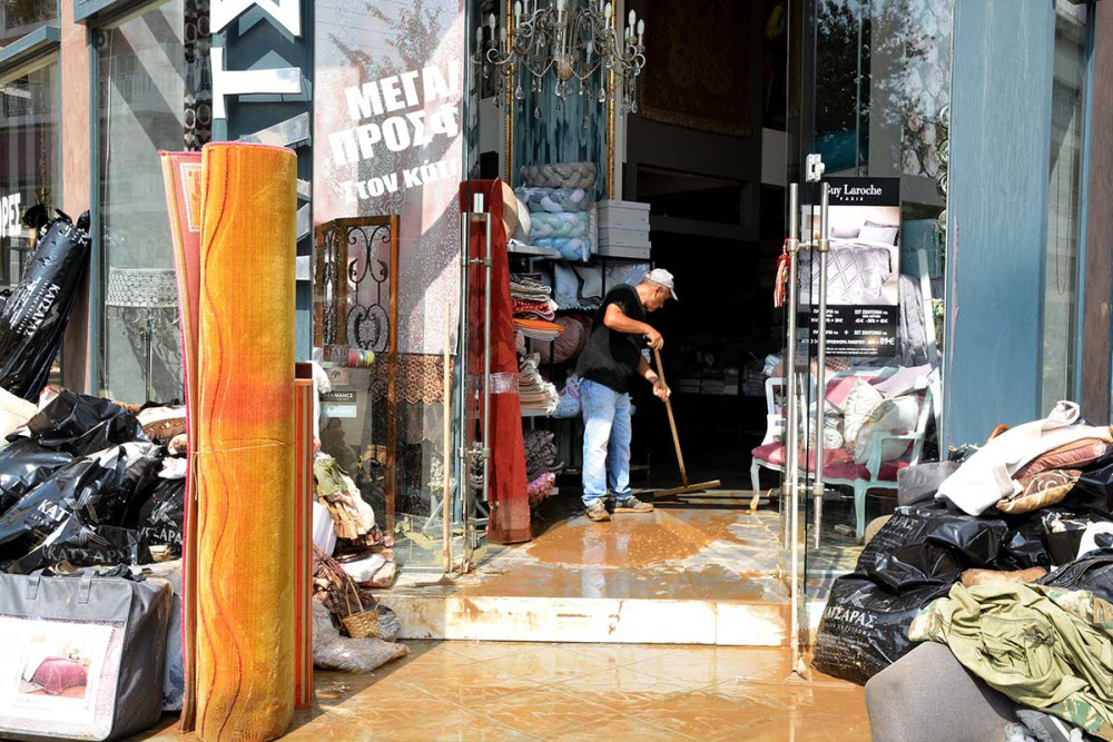 Άμεσα μέτρα στήριξης σε όσους επλήγησαν από τον “Ιανό”