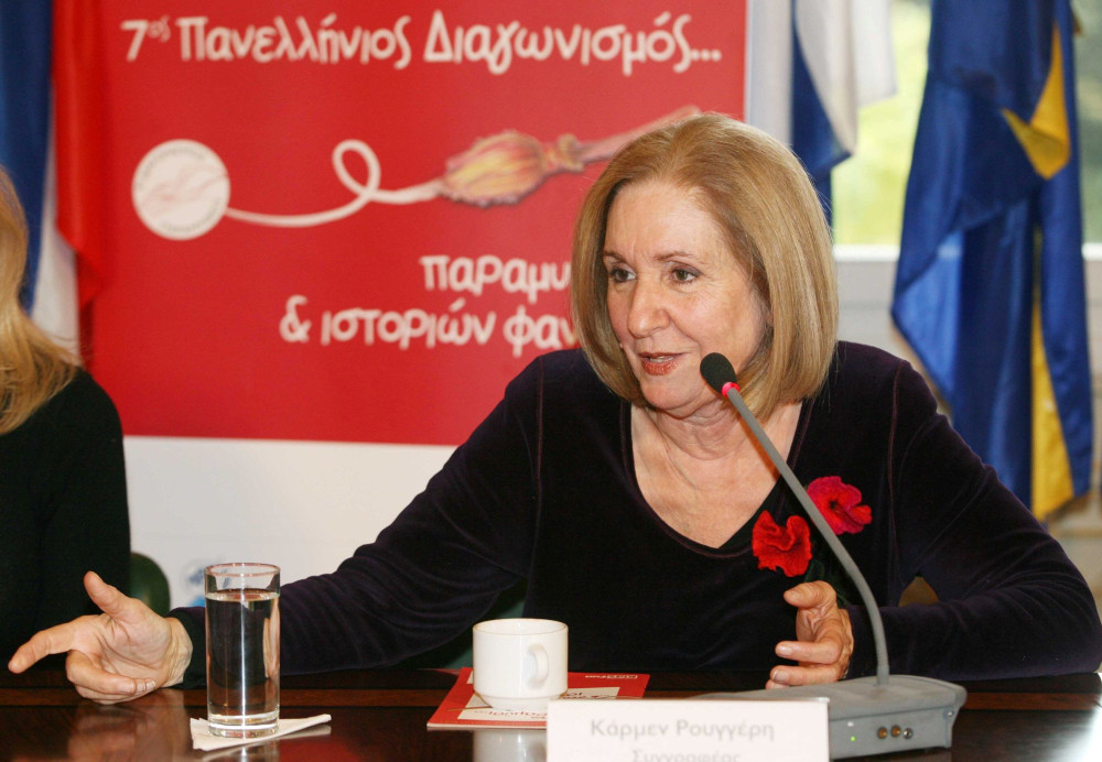Κάρμεν Ρουγγέρη: η ερώτηση που έκανε στα παιδιά της για να γίνει καλύτερη μαμά