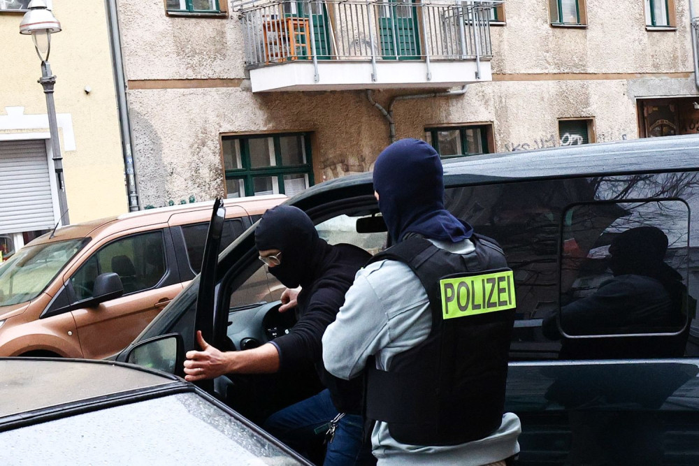 Γερμανία: αυτοκίνητο έπεσε πάνω σε πεζούς, τραυματίζοντάς τους