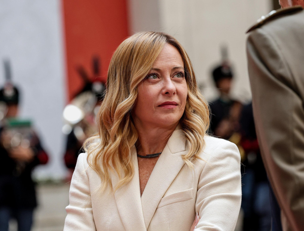 Η Μελόνι ανακοινώνει μέτρα στήριξης για ιδιοκτήτες φορτηγών και αγρότες