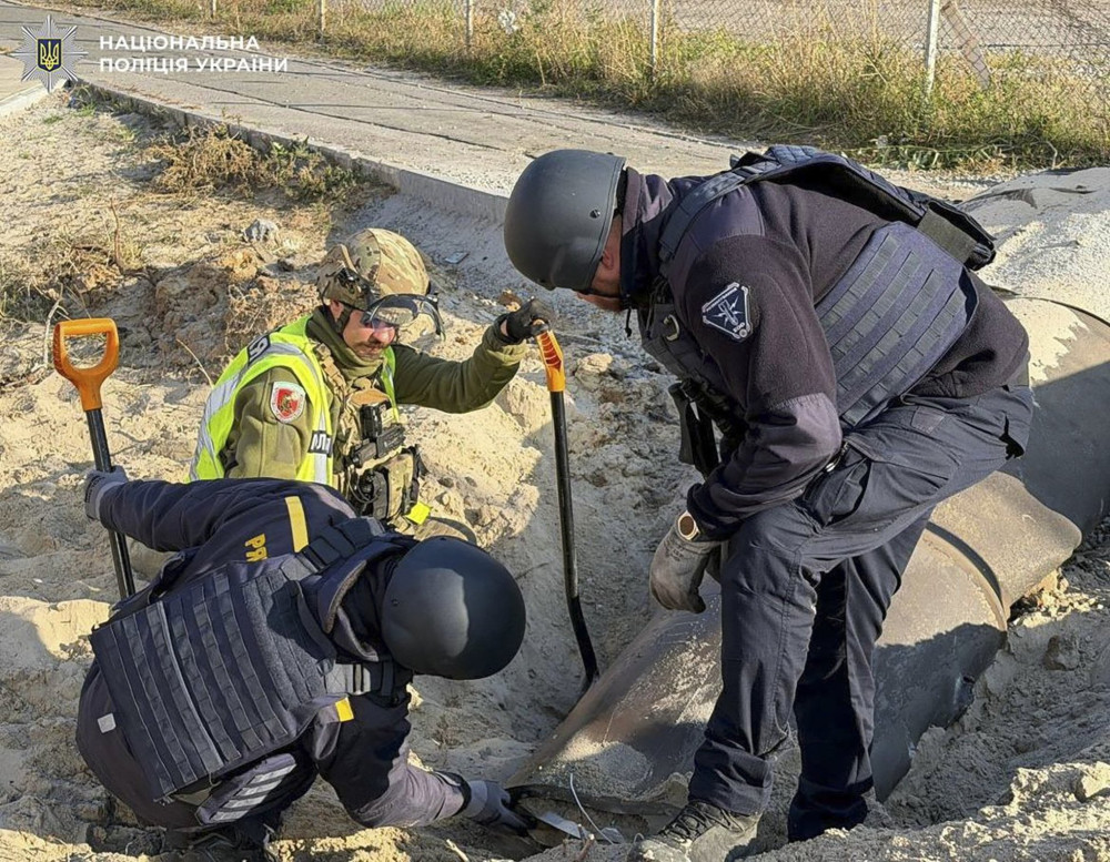 Ουκρανία: ρωσικό πλήγμα σε λεωφορεία - Τουλάχιστον 30 νεκροί (video)
