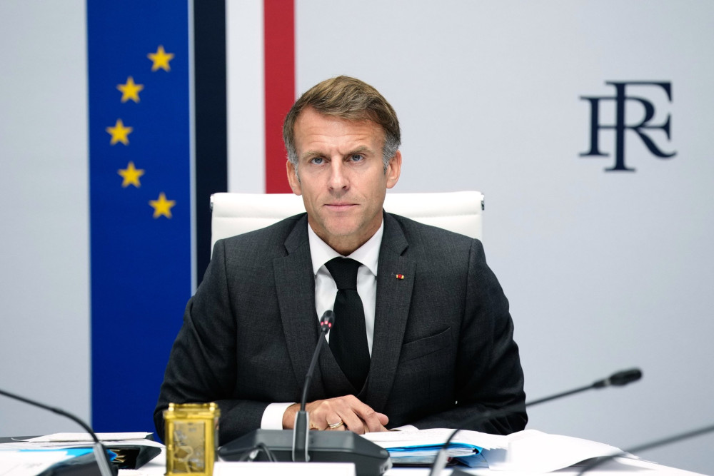 Ο Εμανουέλ Μακρόν ανακοίνωσε την απαγόρευση ορισμένων διαδηλώσεων για τις επόμενες ημέρες