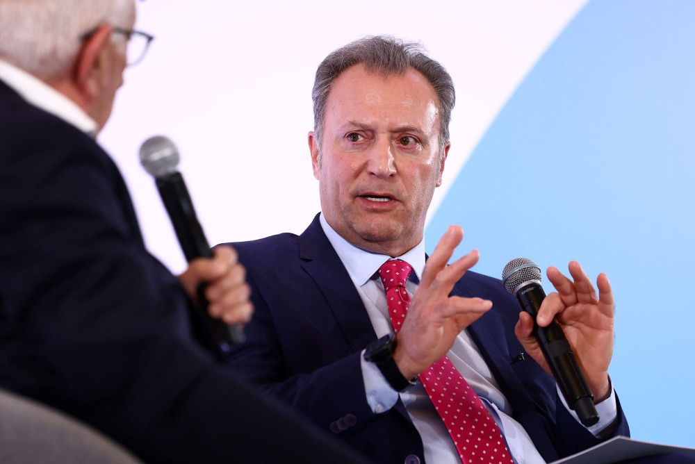 Δημήτρης Οικονόμου για Τσίπρα: Κάνεις rebranding με παλαιοκομμουνιστές;
