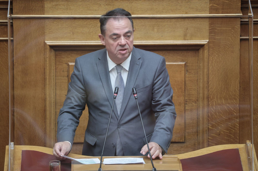 Μόνο αγάπη - EΛΑΣ-ΠΑΣΟΚ: ραντεβού στα δικαστήρια