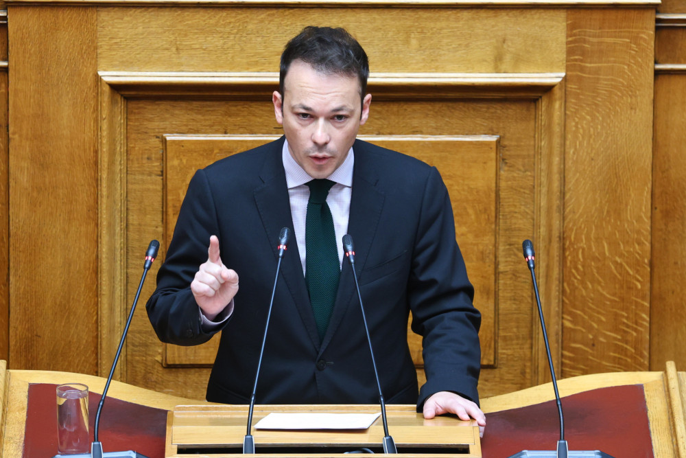 Μίλτος Ζαμπάρας: Αφήνει την έδρα του ΣΥΡΙΖΑ για την ΕΛΑΣ του Αλέξη Τσίπρα (video)