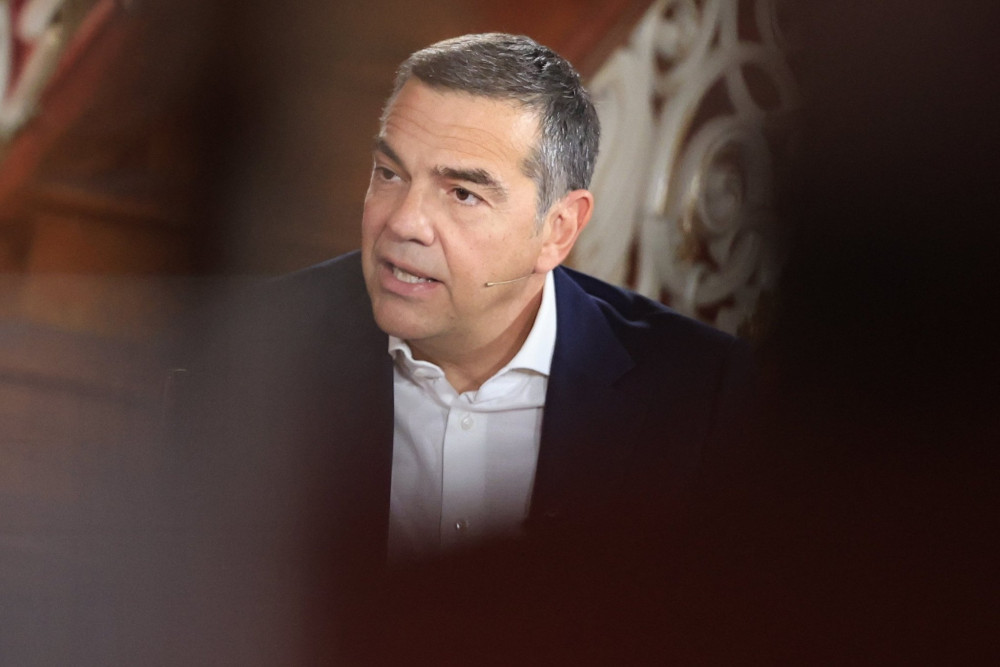 Το βίντεο Τσίπρα-Κορωνιού και ακόμη μία αρπακόλλα του Αλέξη