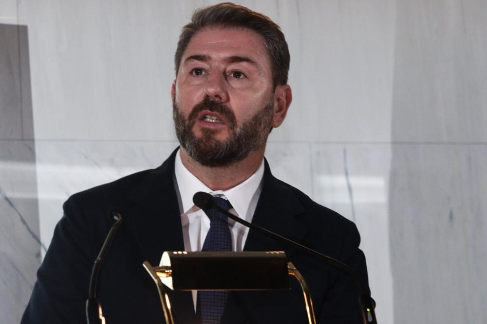 ΠΑΣΟΚ: ο εφιάλτης της τρίτης θέσης και το στοίχημα της ηγεσίας Ανδρουλάκη