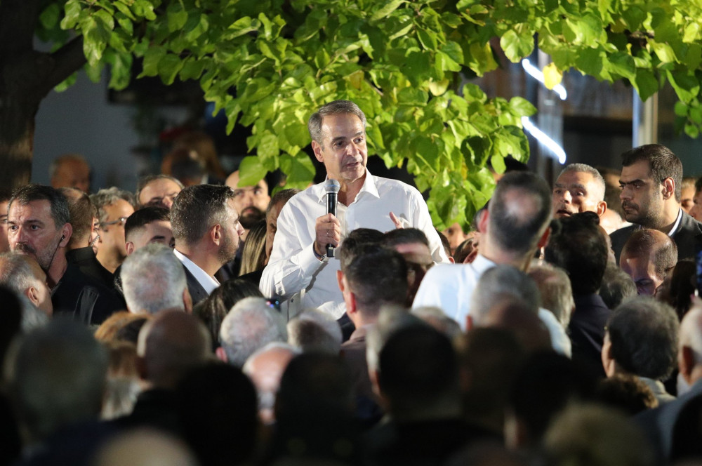 Ισχυρό μήνυμα Μητσοτάκη από Βριλήσσια: Η αυτοδυναμία πολιτικός μονόδρομος - Η Pizza Fan είναι τα «μεγάλα ψάρια» και αυτά μας ενδιαφέρουν