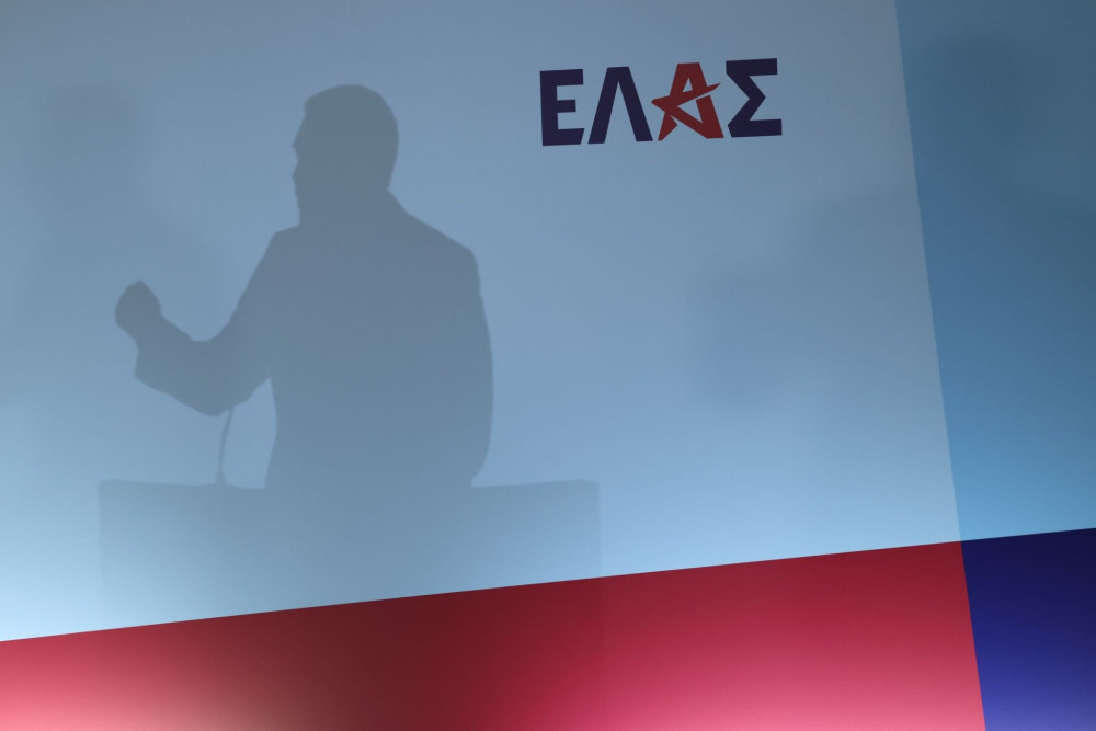 Rebranding Τσίπρα: πεταμένα λεφτά